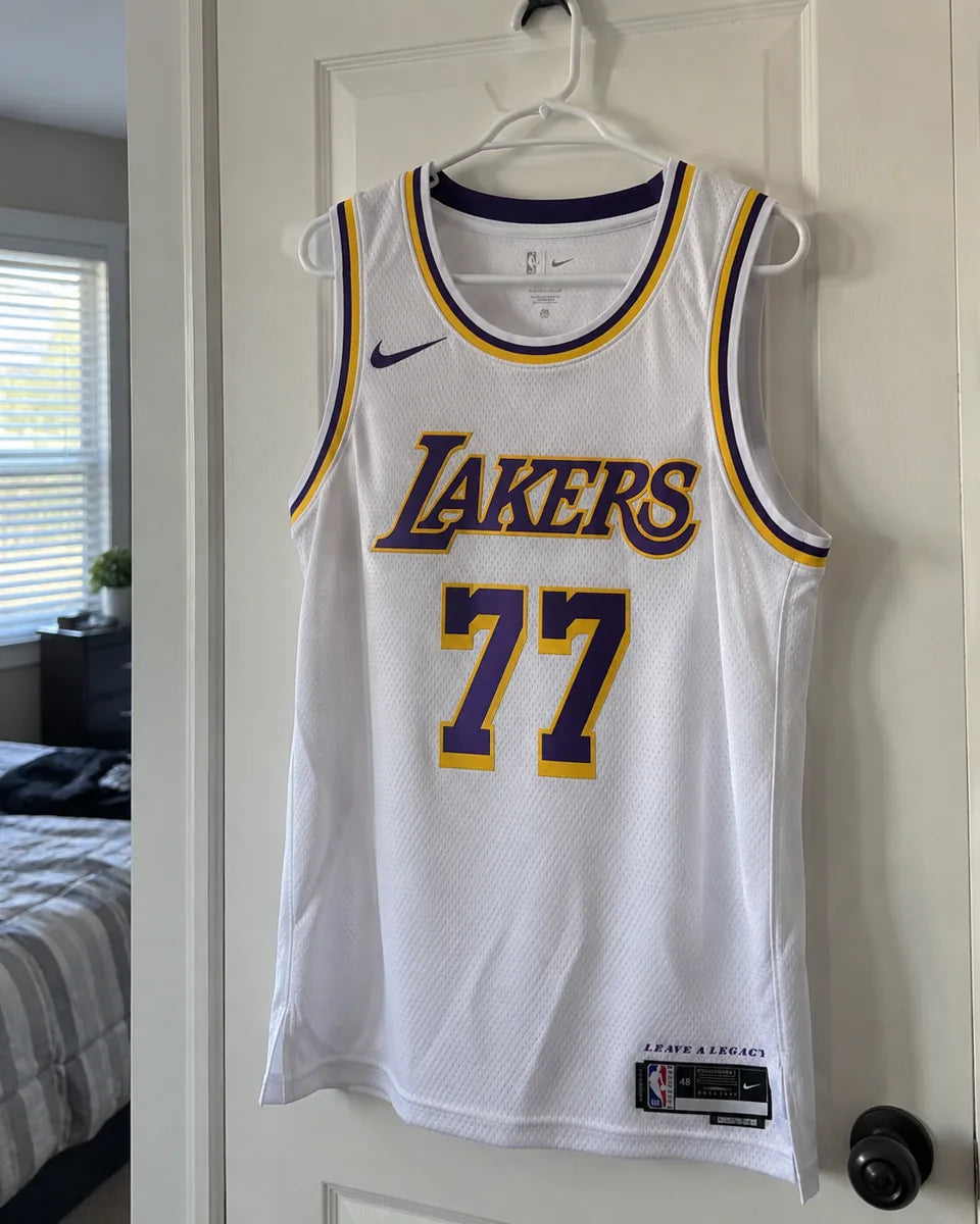 Los Angeles Lakers Nike Association Swingman Jersey - Luka Doncic